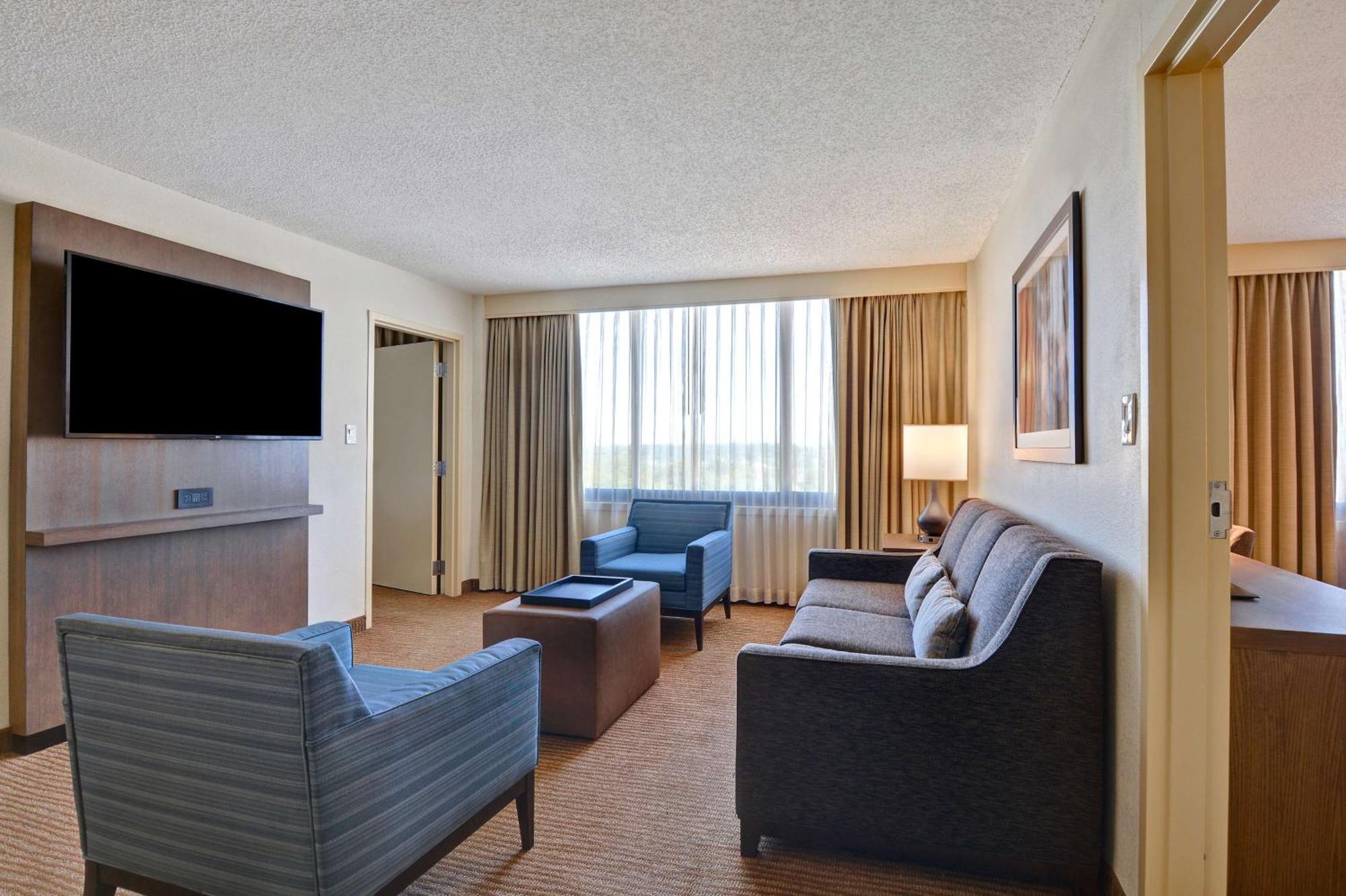 Embassy Suites Winston-Salem Eksteriør billede